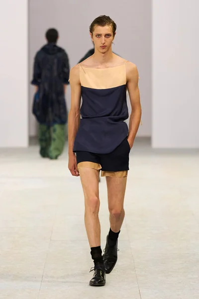 Look 54